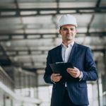 نقش مدیریت پروژه در موفقیت پروژه‌های عمرانی و برقی